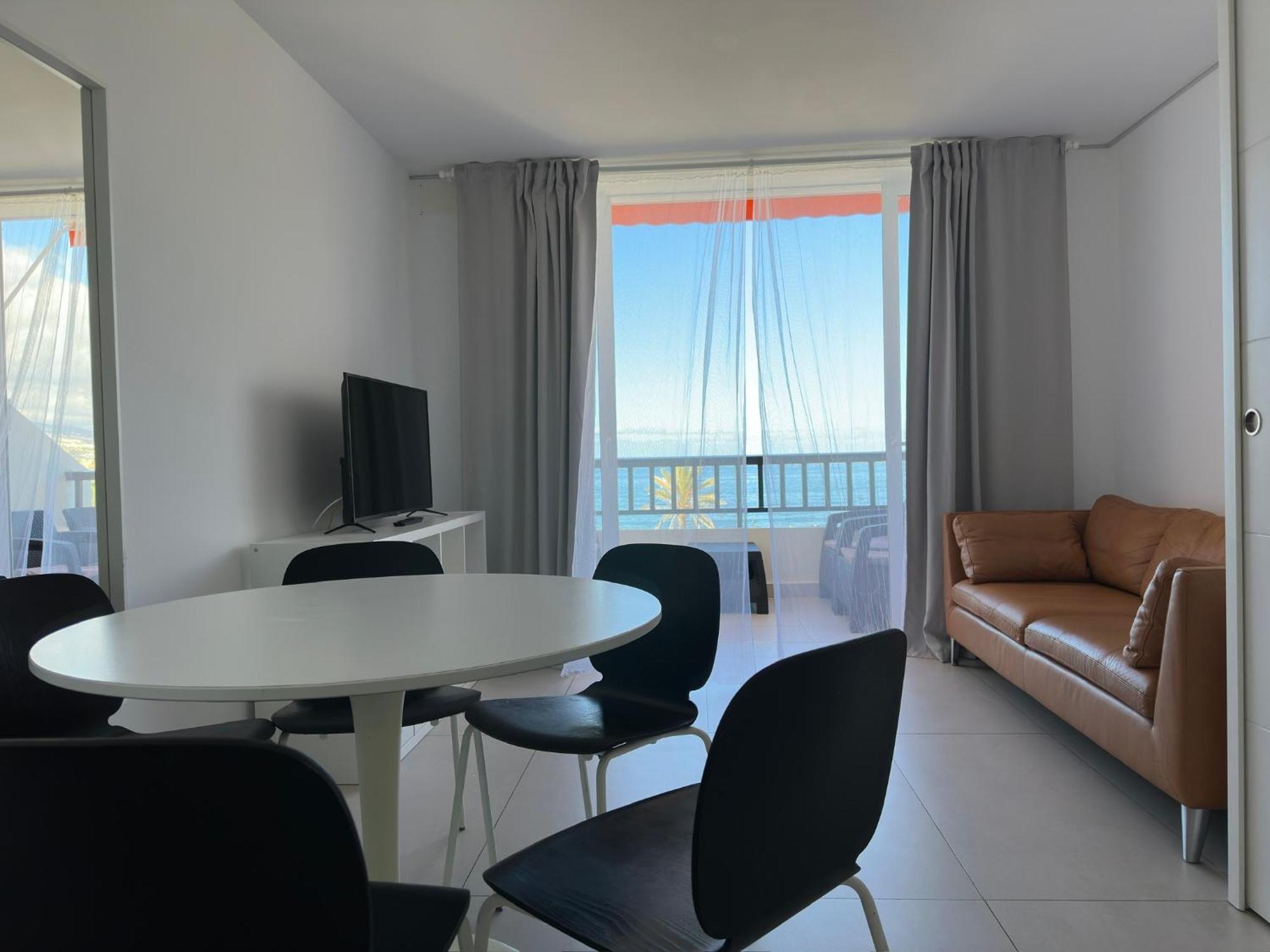 Appartement Parque Santiago II , Renovated, Ocean View, Heated Swimming Pool ! à Playa de las Américas Extérieur photo