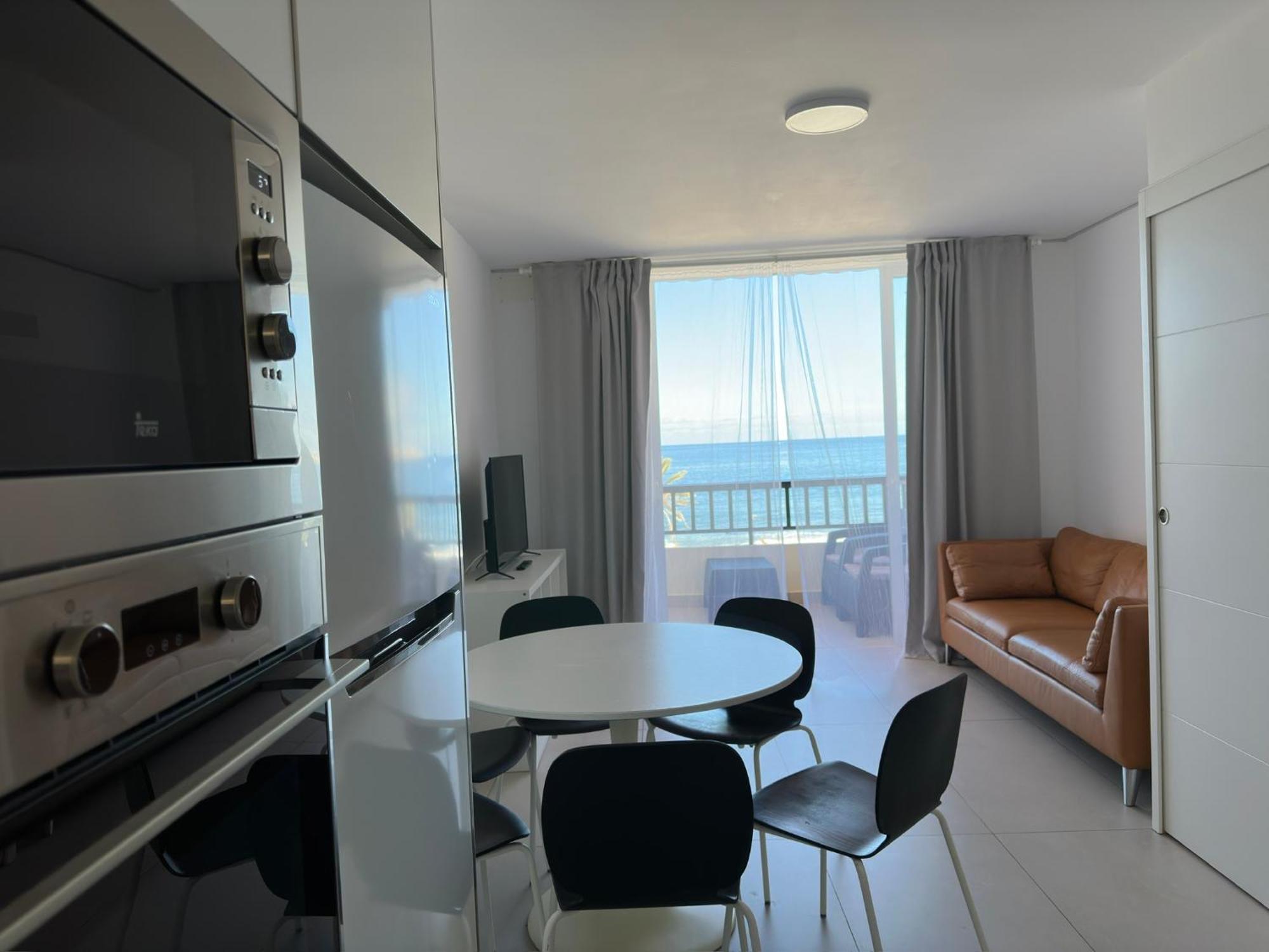 Appartement Parque Santiago II , Renovated, Ocean View, Heated Swimming Pool ! à Playa de las Américas Extérieur photo